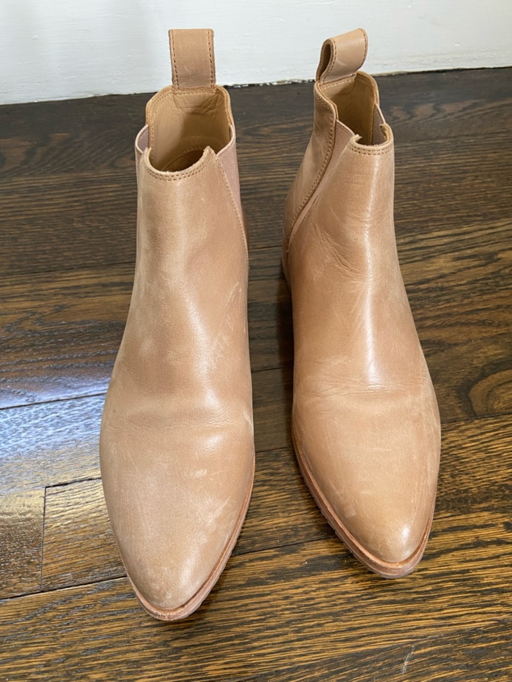 Nisolo Tan Leather Chelsea Ankle Boots